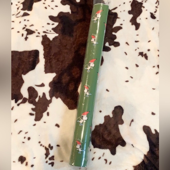 Snoopy Personalized “Jenna” Christmas Wrapping Paper - Picture 4 of 4